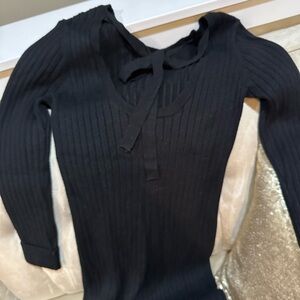 Chic Black Ribbed Knit Top